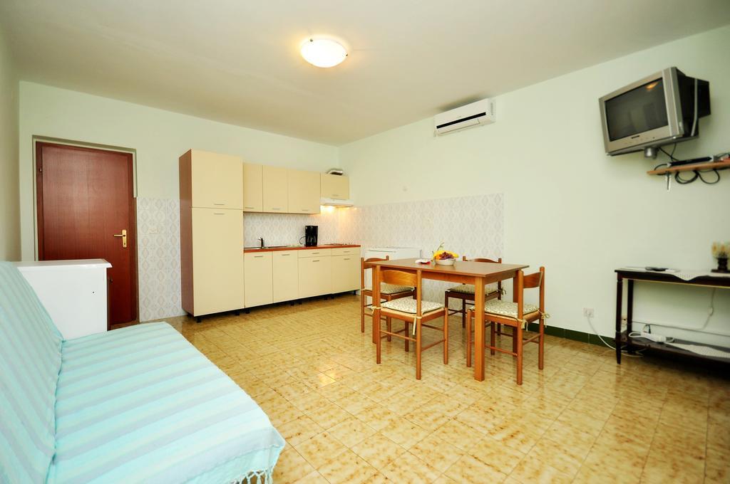 Apartments Ivan Duće Habitación foto